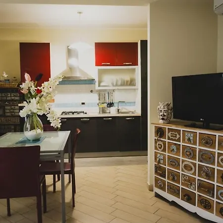 Sea La Vie Pp Apartment